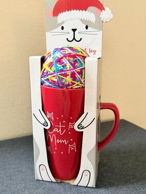 Cat Mom Mug Gift Set w/Yarn